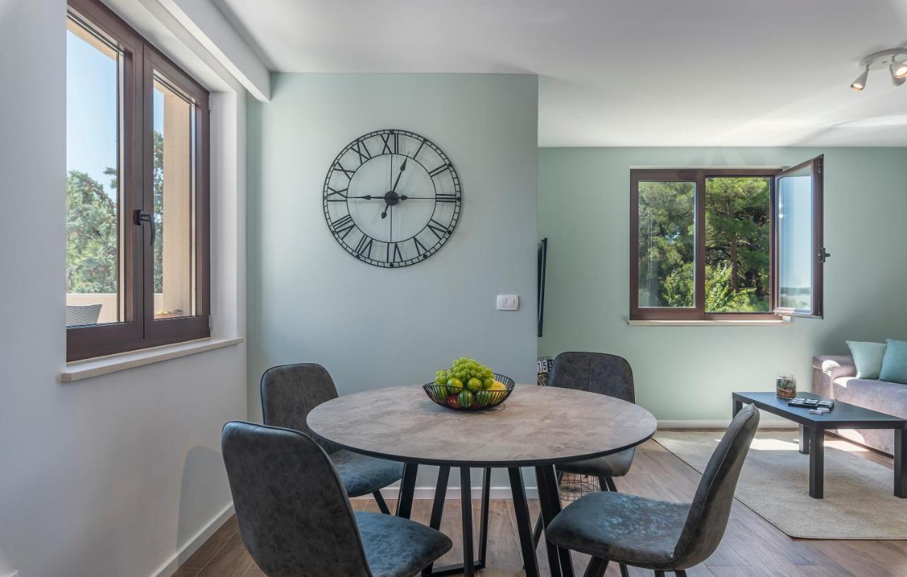 Novigrad Istria Just Renovated Stylish 2 Bedrooms Apartment Only A Few Steps From The Beach! מראה חיצוני תמונה